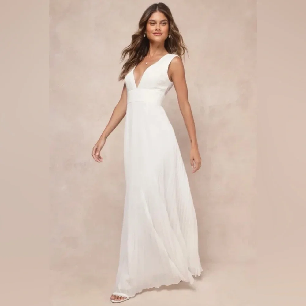 NWT lulus Ivory Chiffon Lace Pleated Open Back Wedding Dress Small - Picture 5 of 11